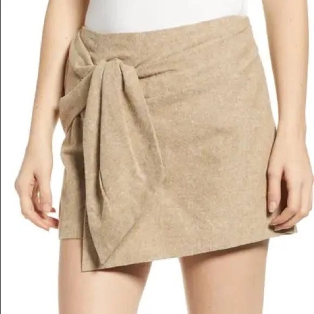 Moon river skort , size M